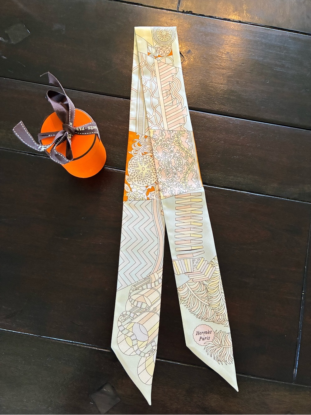 Hermes De L’Ombrelle Aux Duels Twilly Silk